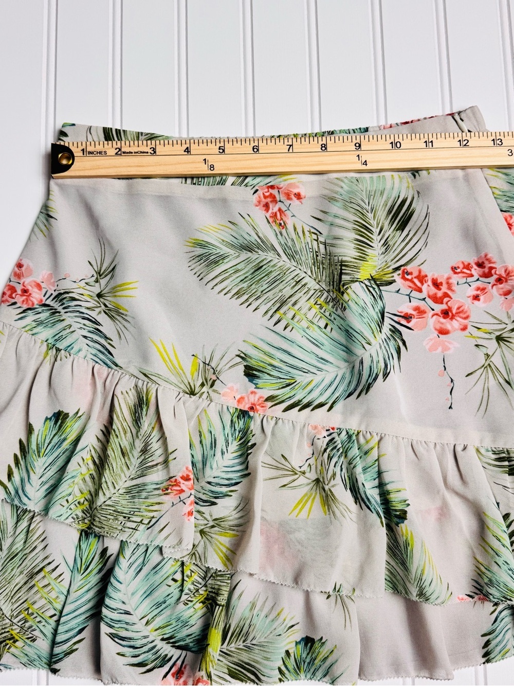 Lost + Wander Tropical Floral Tiered Ruffle Mini Skirt NWT Resort Boho XS, M NWT - Picture 14 of 14